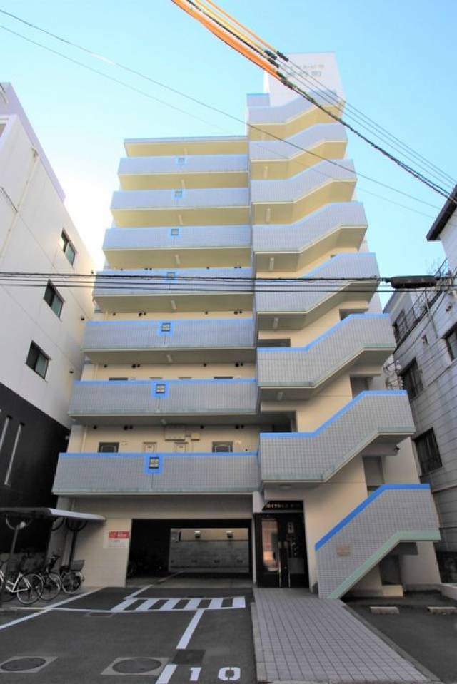 愛媛県松山市歩行町２丁目3-12 ロイヤルビラ歩行町 601 物件写真1