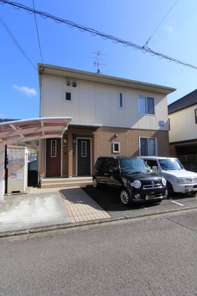 愛媛県松山市畑寺１丁目4-38 ルミナス門屋 101 物件写真1