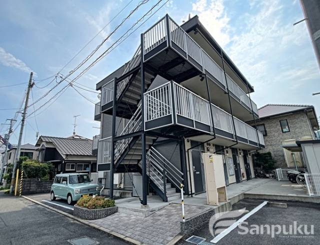 松山市辻町 レオパレス辻町 202 物件写真1