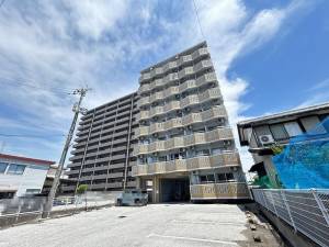 高知市新田町　1K　4F(敷礼0・手数料半額・無料ネット) の外観写真