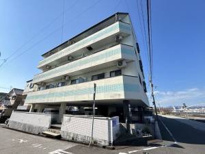 高知市役知町 2DK+ロフト 最上階(敷礼0円) の外観写真