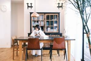 アンティークミックスなフラットハウス【伊予郡松前町】