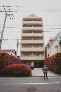 愛媛県新居浜市泉池町ザ・グローバル・タワー 301号室 の外観