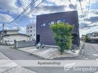 松山市山越町Ｍａｙ　Ｂ’ｚ　ａｐａｒｔｍｅｎｔ 103の外観