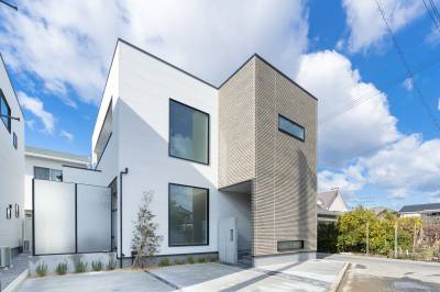空間づかいで魅せる 美意識が貫かれたホテルライクな住まい